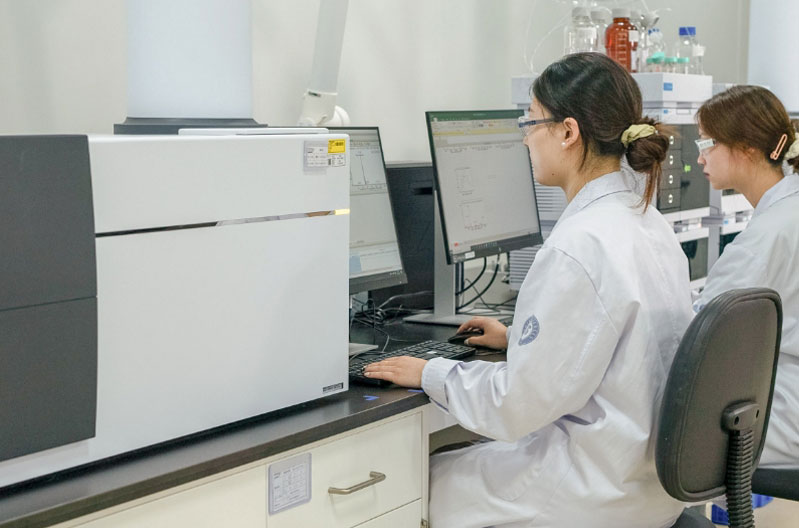 Comprehensive protein characterization services including developability testing, LC-MS services, purity & impurity testing and SPR & BLI binding testing.
